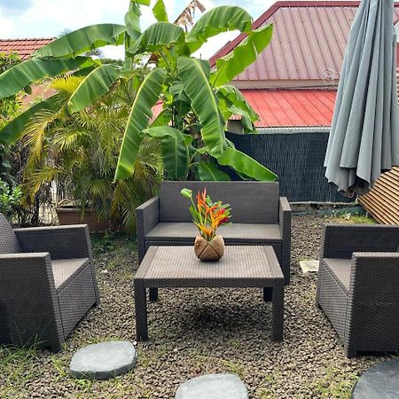 Agreable Appartement En Rez-De-Jardin A 450M De La Mer Sainte-Anne Extérieur photo