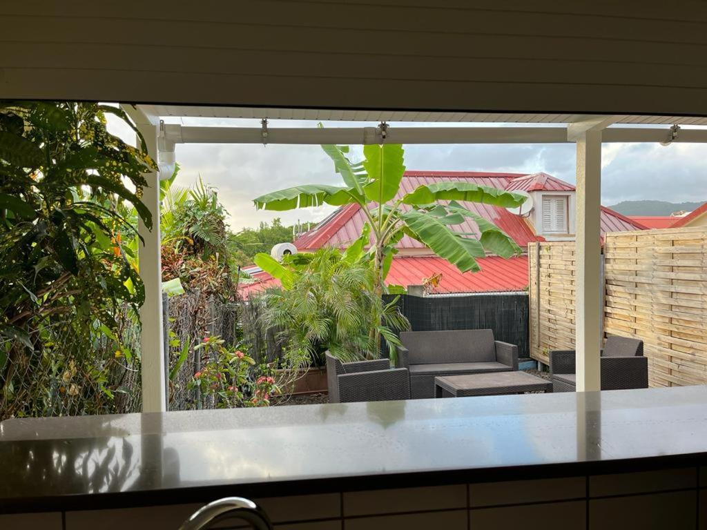 Agreable Appartement En Rez-De-Jardin A 450M De La Mer Sainte-Anne Extérieur photo